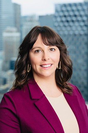 Headshot of Desaree Edwards