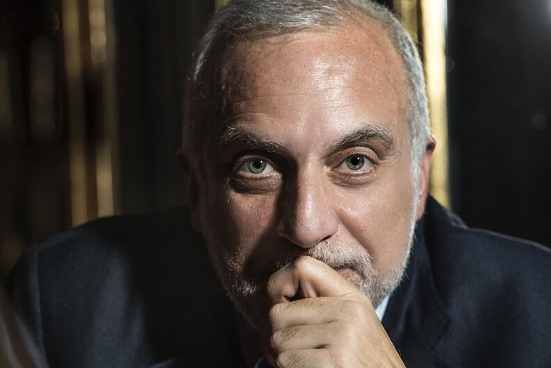 schell-soli-ozel-headshot.jpg